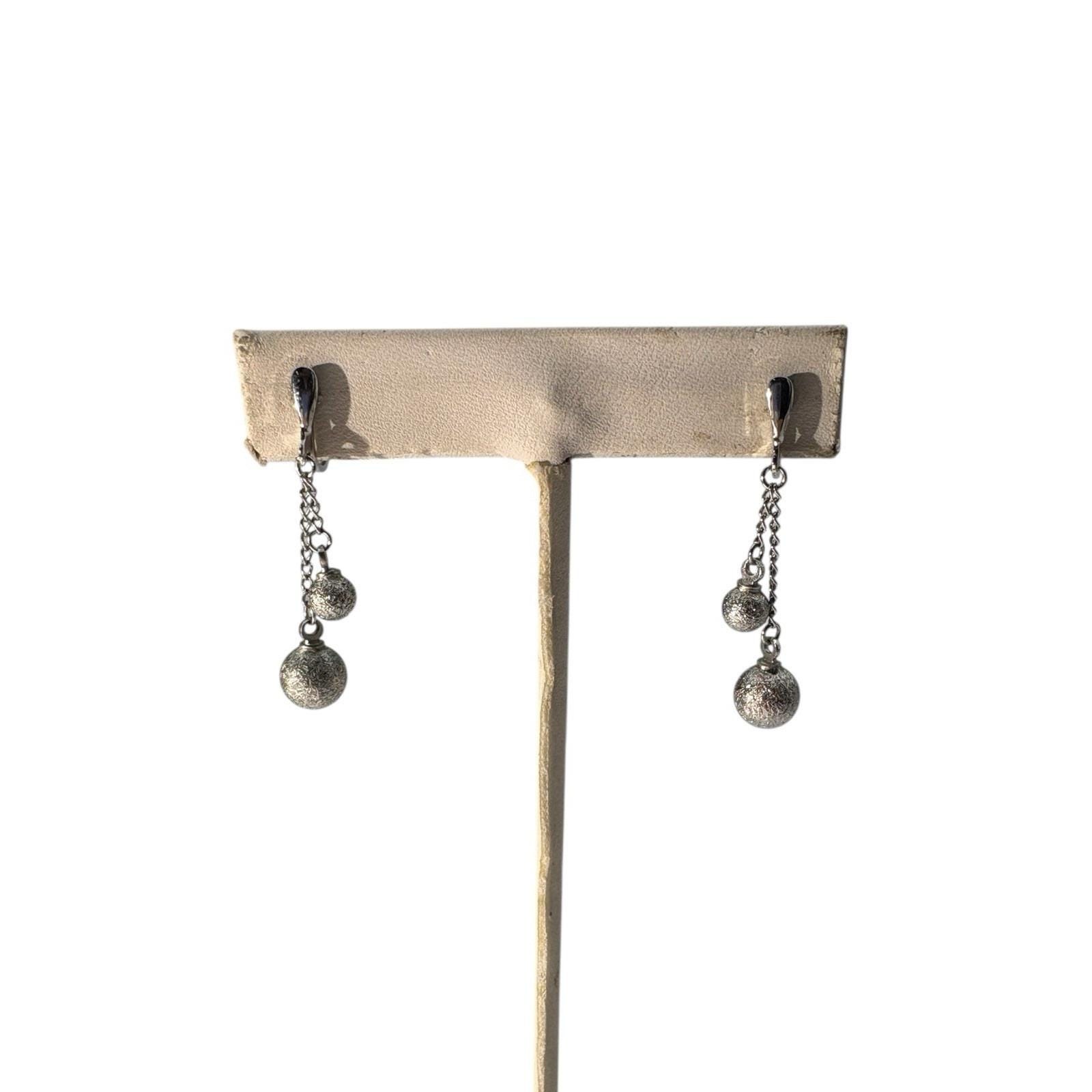 Vintage Signed Crown Trifari Silver Tone Double Ball Drop Dangle Clipon Earring 28$